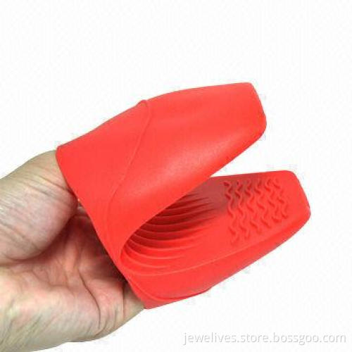 Hot Red Silicone Oven Mitts